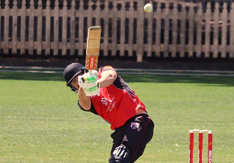 Justin Avendano batting